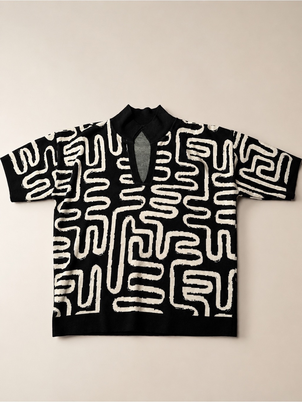 Black & White Geometric Knit Men's Sweater